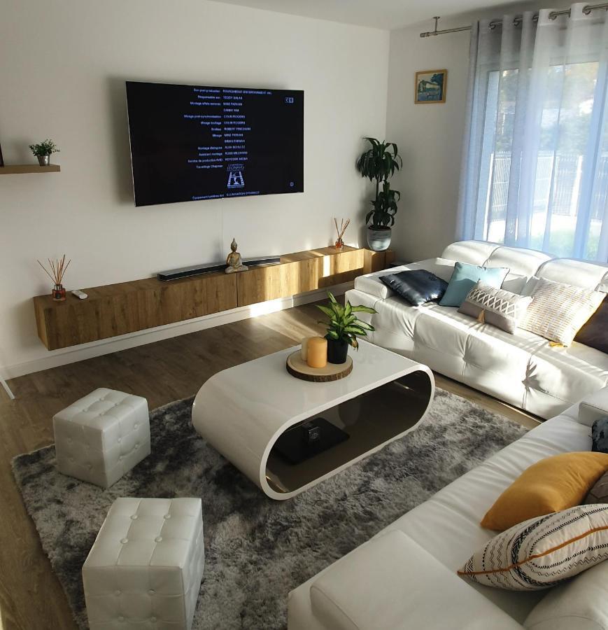 Appartement Confortable บิกูเกลีย ภายนอก รูปภาพ